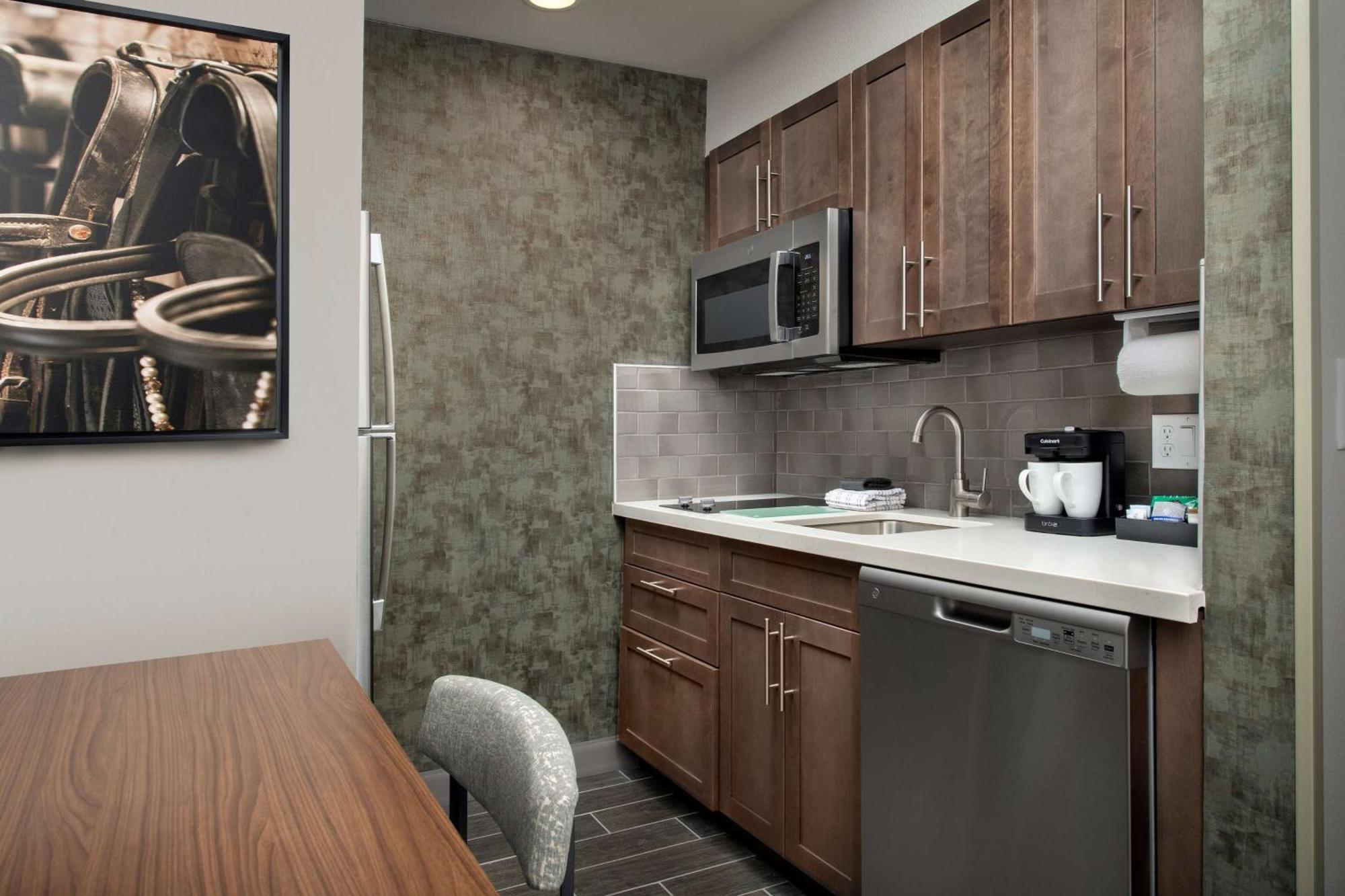 Homewood Suites By Hilton Louisville Airport Екстер'єр фото
