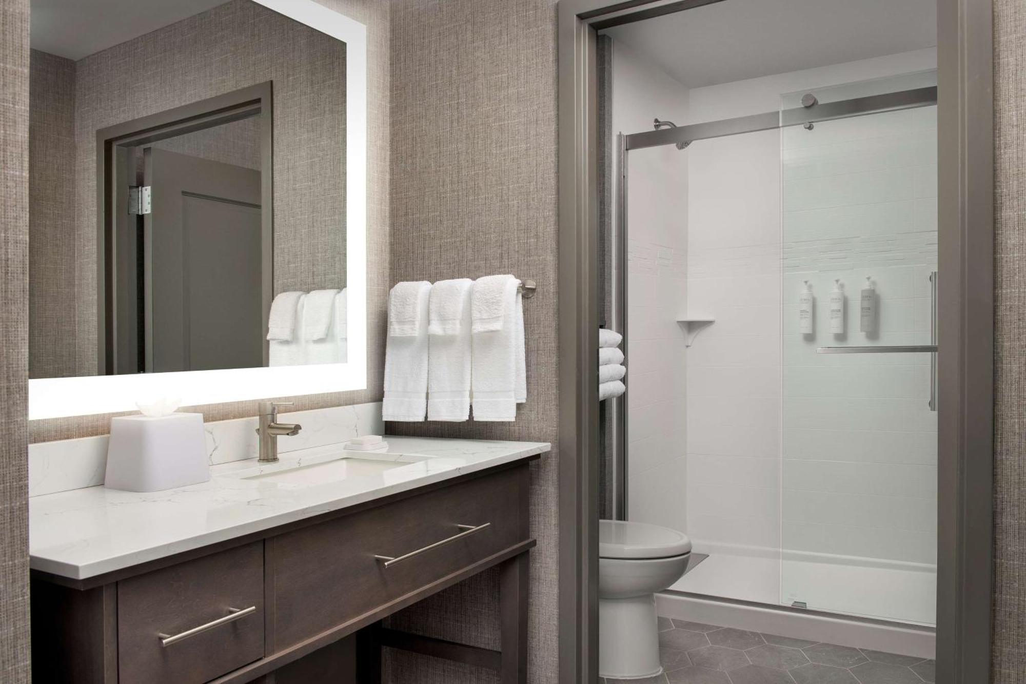 Homewood Suites By Hilton Louisville Airport Екстер'єр фото