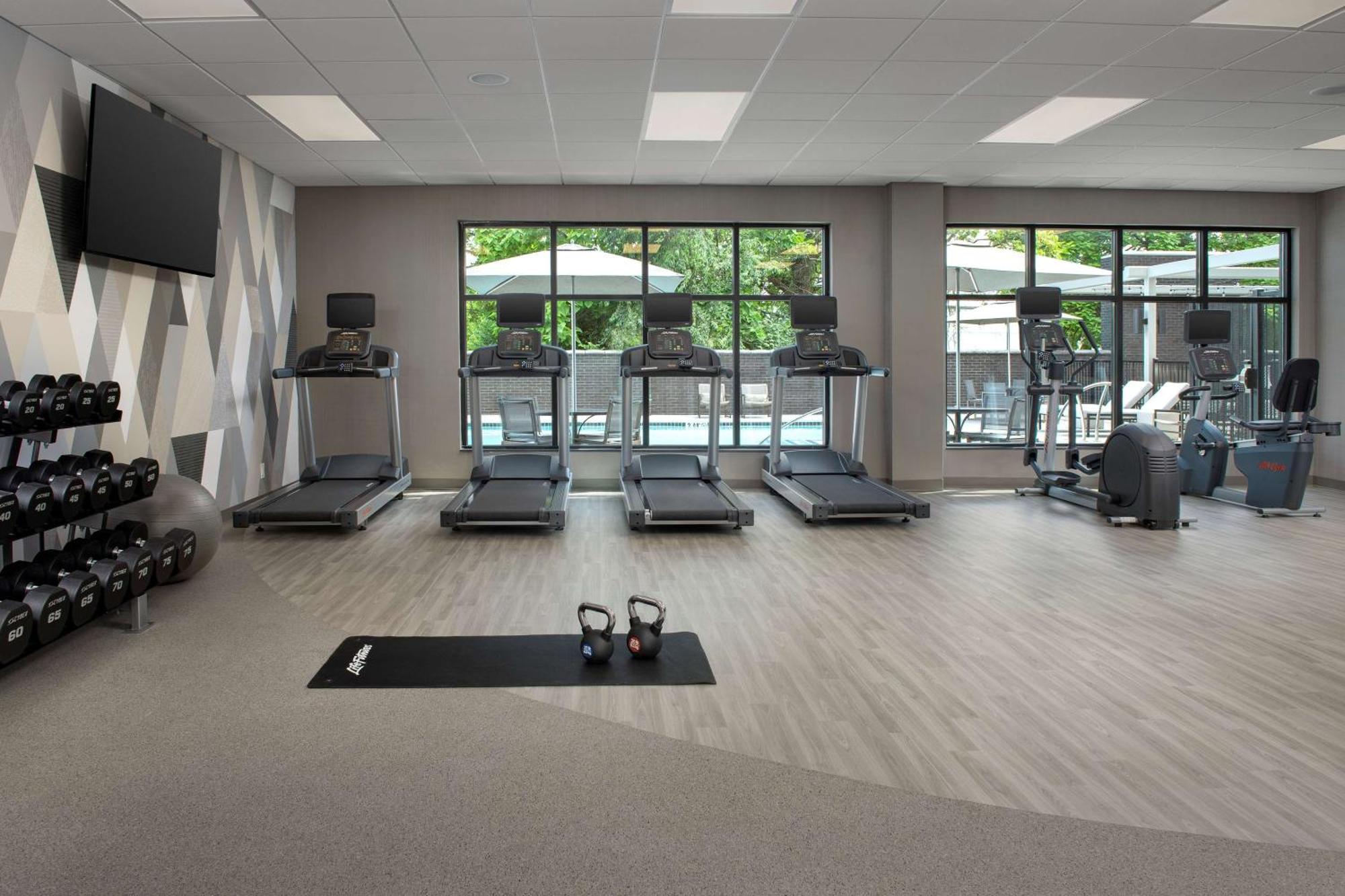 Homewood Suites By Hilton Louisville Airport Екстер'єр фото