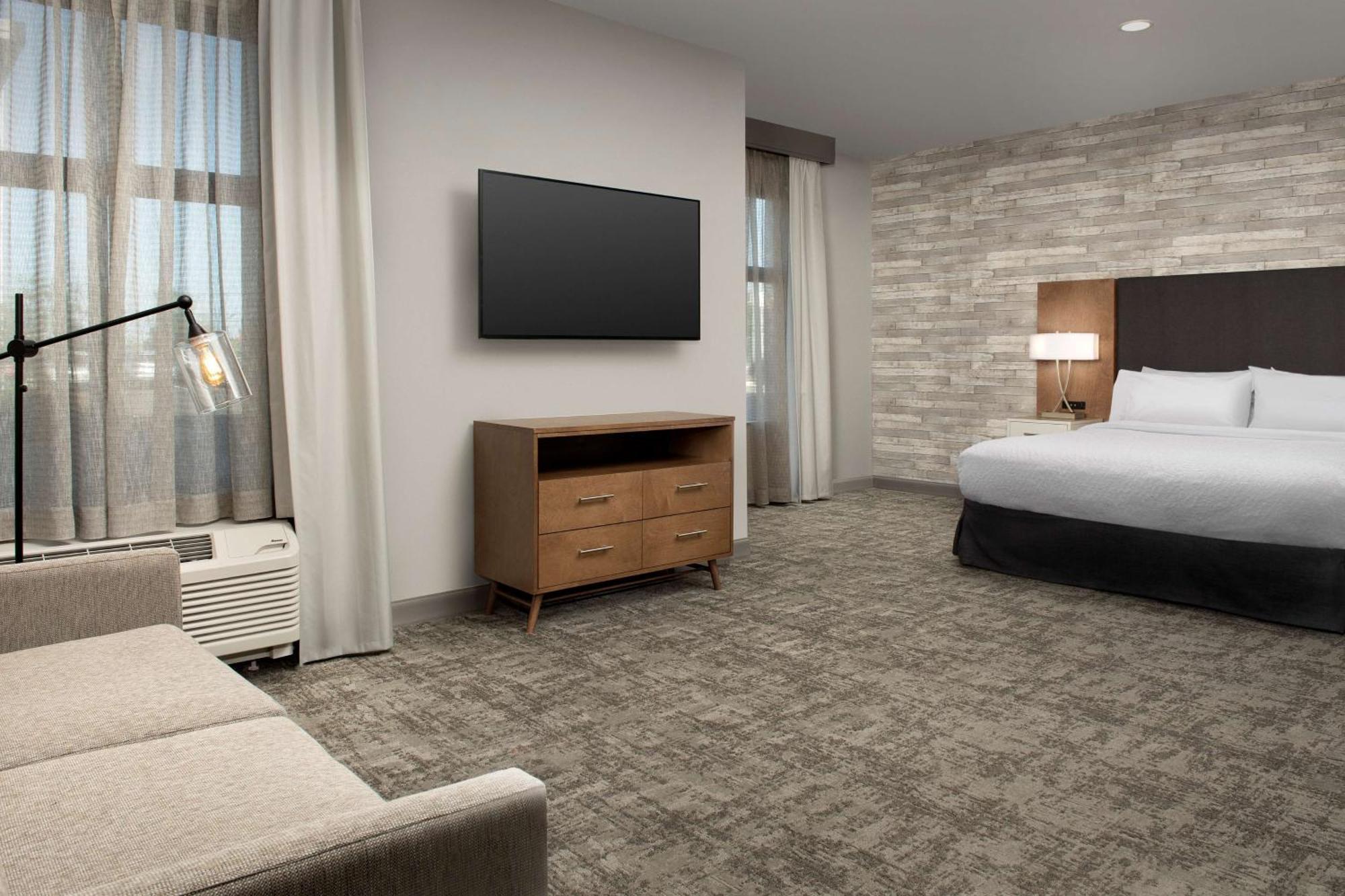 Homewood Suites By Hilton Louisville Airport Екстер'єр фото
